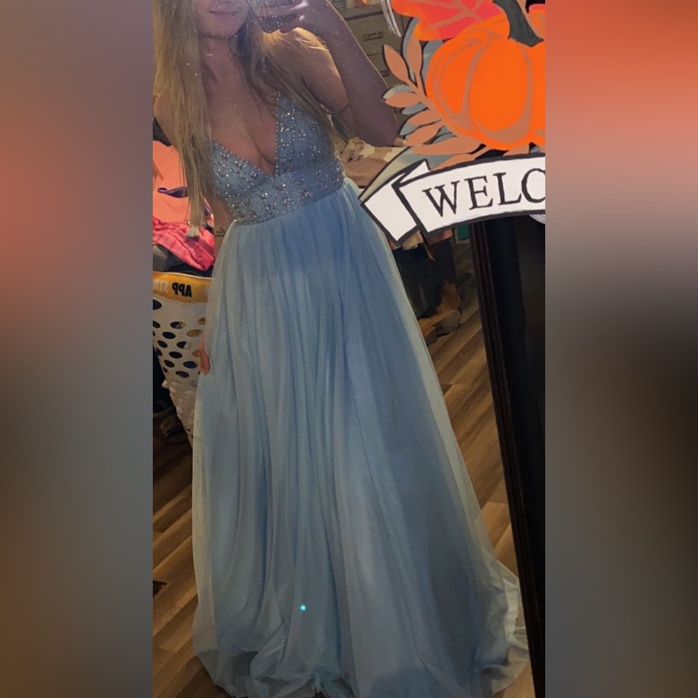 Windsor light blue formal dress - Picture 1 of 3